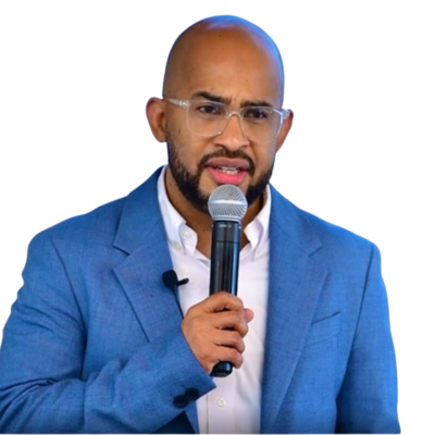 Victor Dantas headshot